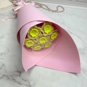 Букет комплимент нарциссы