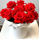 Букет «Алые розы в шляпной коробке»