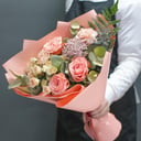 Букет «Фея» из роз и гвоздик