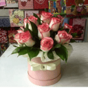 Шляпная коробка с цветами «Розы в коробке»