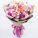 Букет «Фея цветов» из роз и эустом