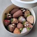 Мини бокс клубника и бананы в шоколаде