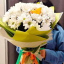 Букет хризантем ромашками