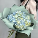 Букет из 5 голубых гортензий