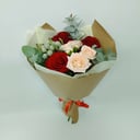 Букет роз в крафте Презент