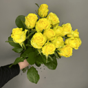 Букет «15 желтых роз под ленту»