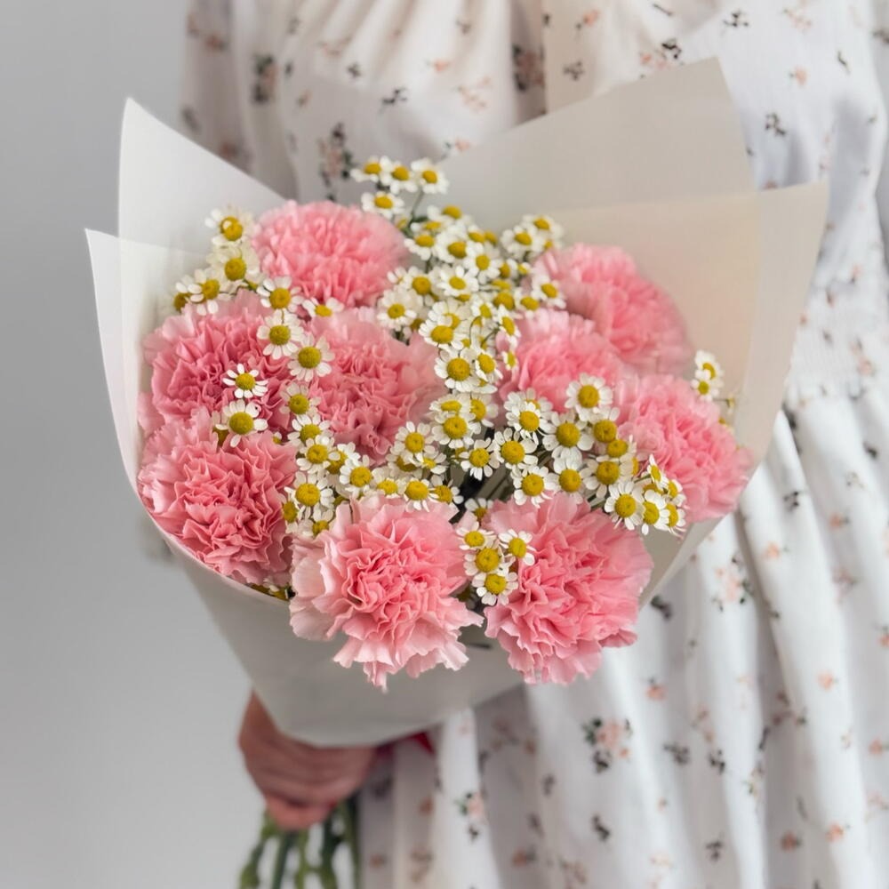 Стойкий букет "Тебе" из гвоздик