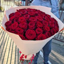 Большой букет красных роз 51 шт