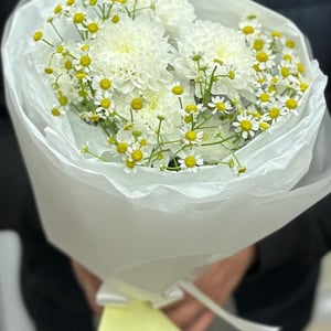 Мини букет комплимент из хризантем