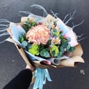 Букет «Лея» из альстромерий и гвоздик