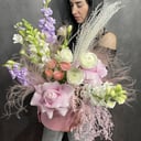 Композиция «Муза» из экзотических цветов и роз