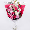 Букет «Жемчужинка» из роз и гвоздик