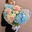 Букет сборный из роз и хризантем