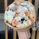 Букет Кругляш 4 из роз и хризантем