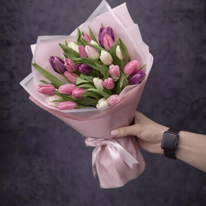 Букет 25 тюльпанов