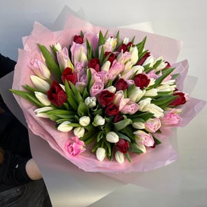 Авторский букет 160 - с тюльпанами