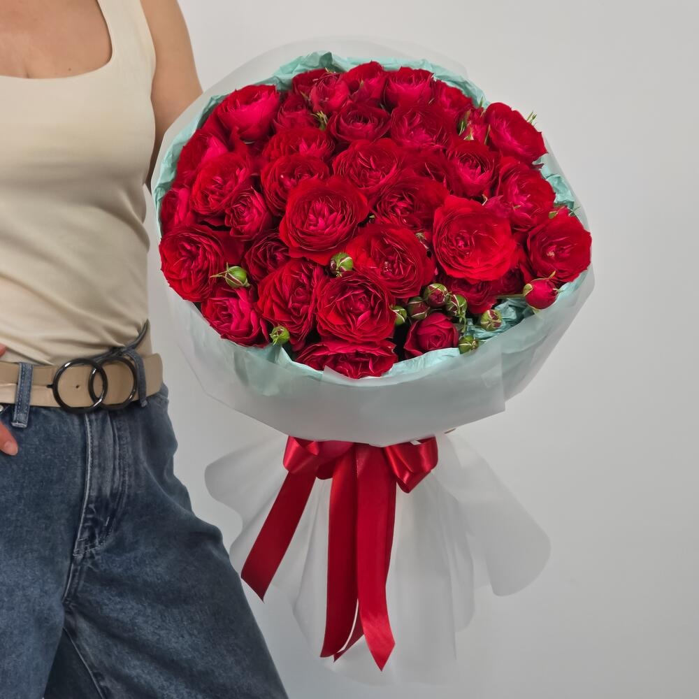 Букет из 9 веток кустовых роз