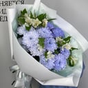 Букет «Сиреневые хризантемы с альстромерией»