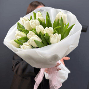 Букет «15 белые тюльпаны»