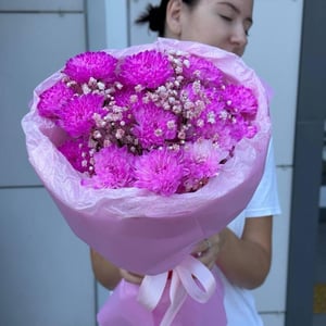 Букет ярких хризантем