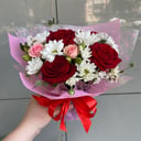 Букет «Сальса» из роз и хризантем