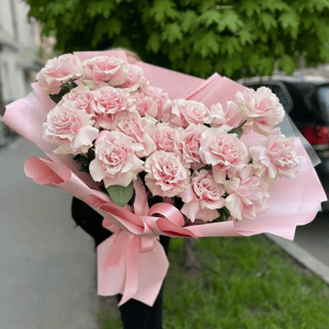Букет из 21 французской розы