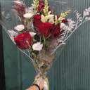 Букет Дыхание зимы L из роз и гвоздик