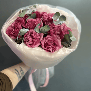 Букет из пионовидной розы «Фаворит»