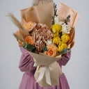 Букет «Бриз» из гортензий и лилий