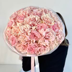 Букет ароматных садовых роз Pink O'hara