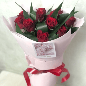 Букет «Розы и зелень»