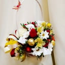 Подарочный набор «Сладости и радости» из альстромерий и хризантем