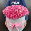 Шляпная коробка с розовыми розами