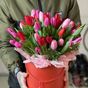 Букет «Яркое утро» из тюльпанов