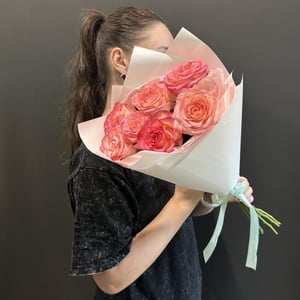 Букет «Розовая нежность с розами»