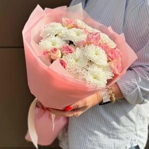 Букет Хорошее настроение из роз и хризантем