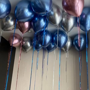 17 хромированных шаров под потолок