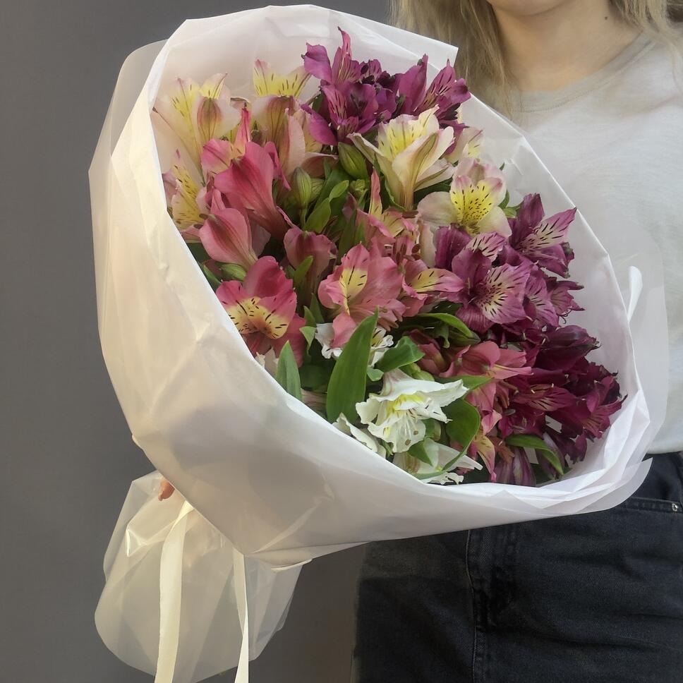 Монобукет из 9 Альстромерий