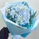 Букет «Морской бриз» из гортензий и гипсофил