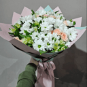 Букет «Милла» из альстромерий и роз