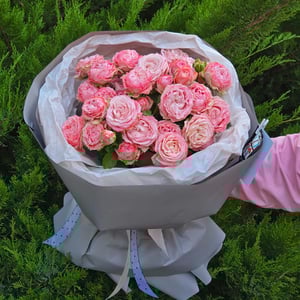 Букет из пионовидных роз