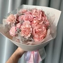 Букет с розовой гортензией и розами