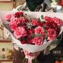 Букет «Авторский микс из пионовидных роз»