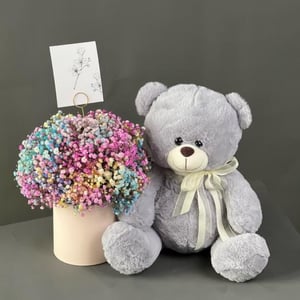 Подарочный набор «Шляпная коробка из гипсофилы микс»