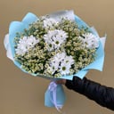 Букет «Кустовая ромашка с хризантемами»