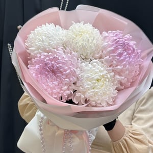 Нежный букет с хризантемой - зефирный