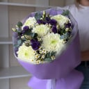 Букет «Прима» из ромашек и эустом