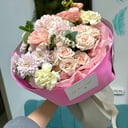 Букет Персиковый Сон из роз и гвоздик