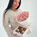 Подарочный набор «Комбо набор 5 – Букет и клубника в шоколаде»