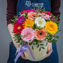 Букет 15 гербер микс в шляпной коробке